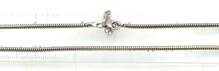 Group lot of Vintage 925 sterling silver necklaces