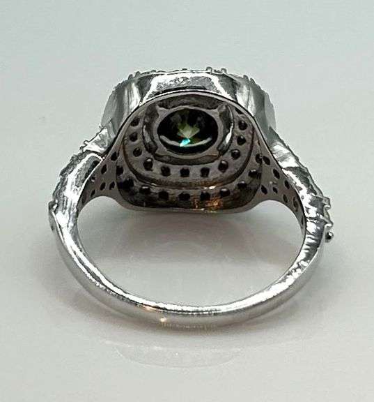 Dynamic 3.17 Ct VVs1 Golden Amber Green Lab Diamond Ring