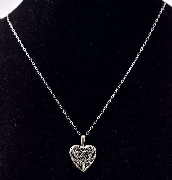 Heart Shaped Pendant Necklace in Sterling Silver