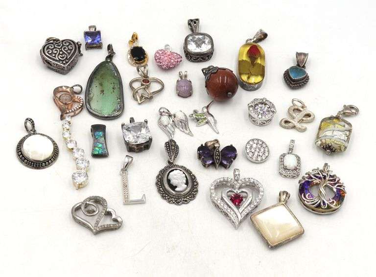 Group lot of Vintage 925 sterling silver pendants