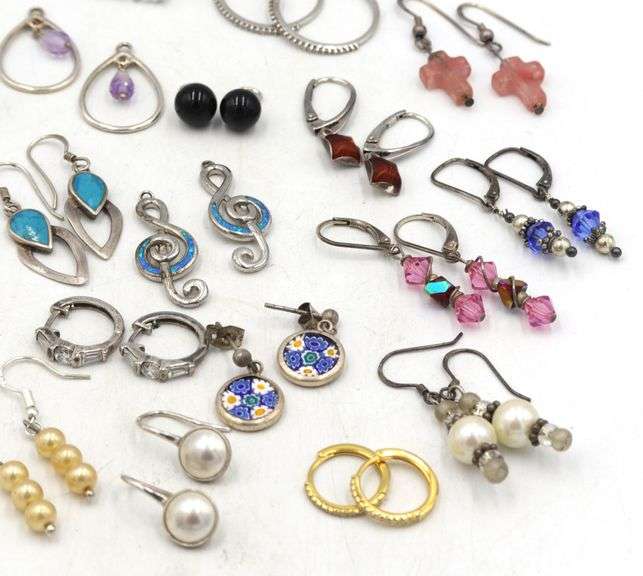 Group lot of Vintage 925 sterling silver earrings