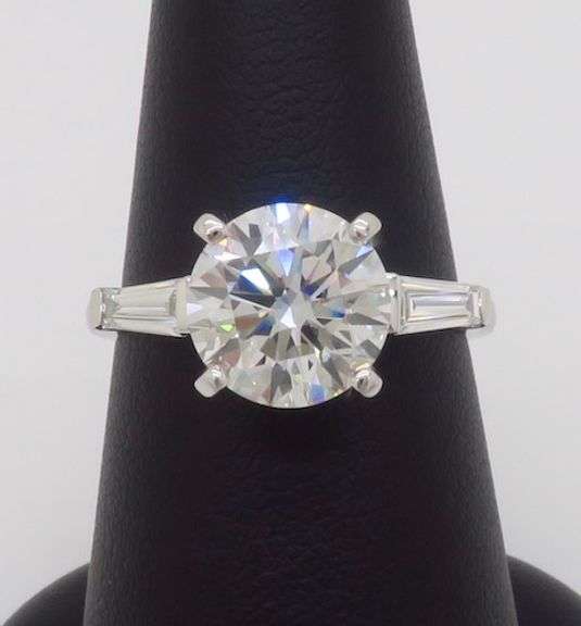 2.85CTW Certified Lab Grown Diamond Ring