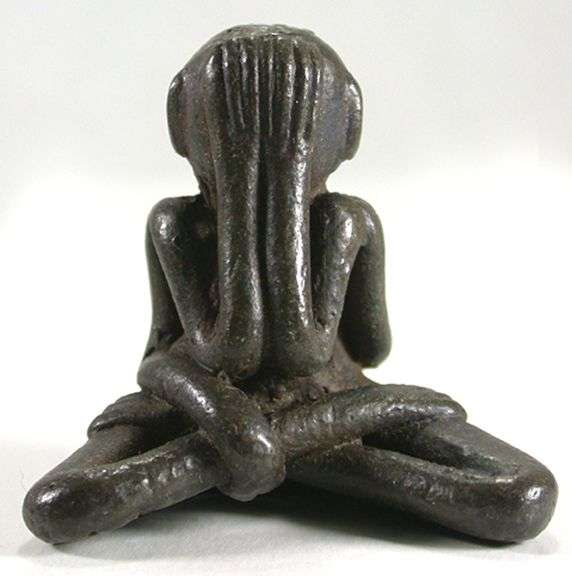 Antique Phra Pit Tah Amulet PROSPERITY PROTECTIION