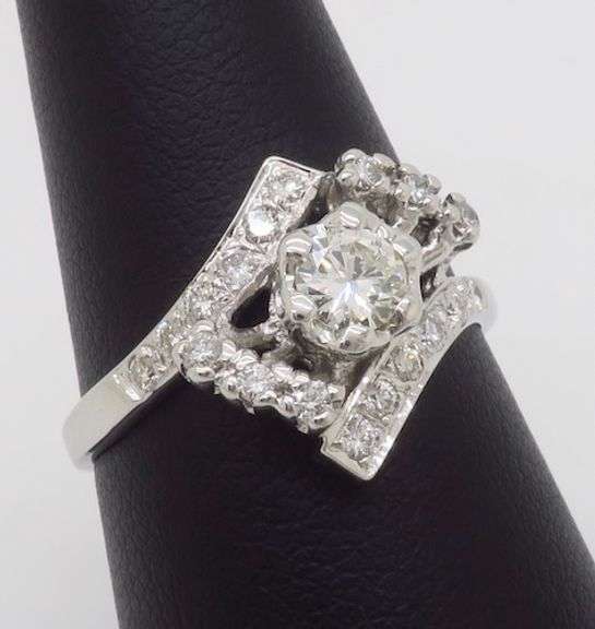 Vintage Bypass Diamond Ring made in 14k White Gold