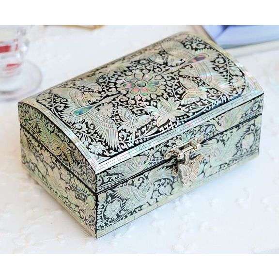 Mother of Pearl Jewelry Box