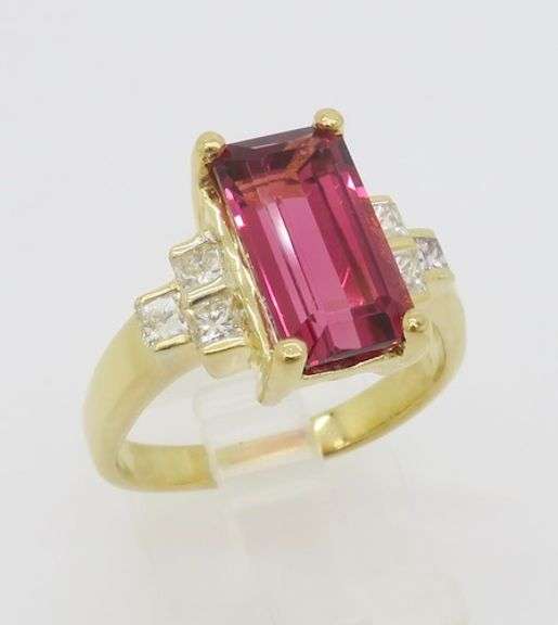 Pink Tourmaline & Diamond Ring made in 18k Yellow Gold
