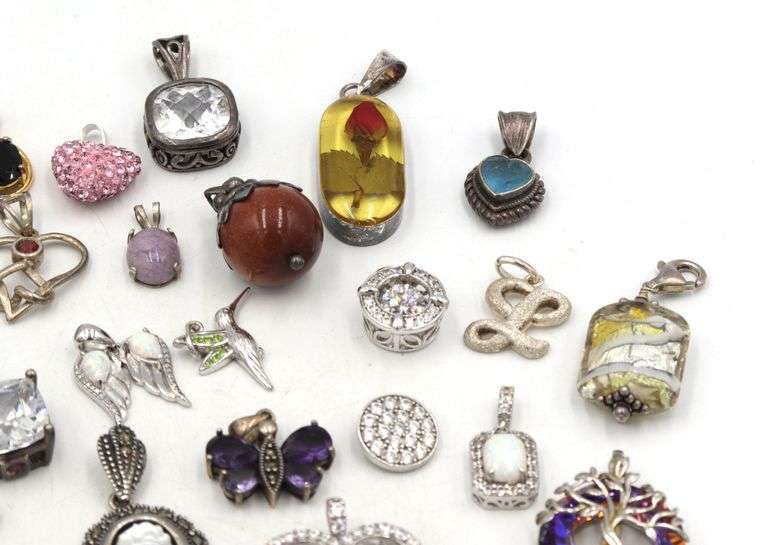 Group lot of Vintage 925 sterling silver pendants