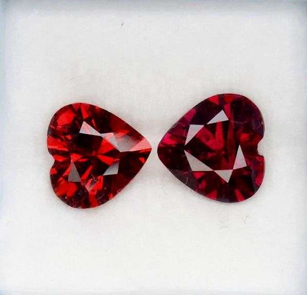 Mesmerizing 3.91ct dark red Garnet pair