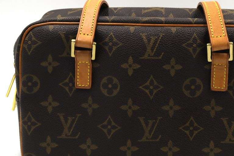 Louis Vuitton Cite MM