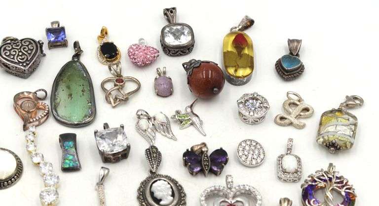 Group lot of Vintage 925 sterling silver pendants