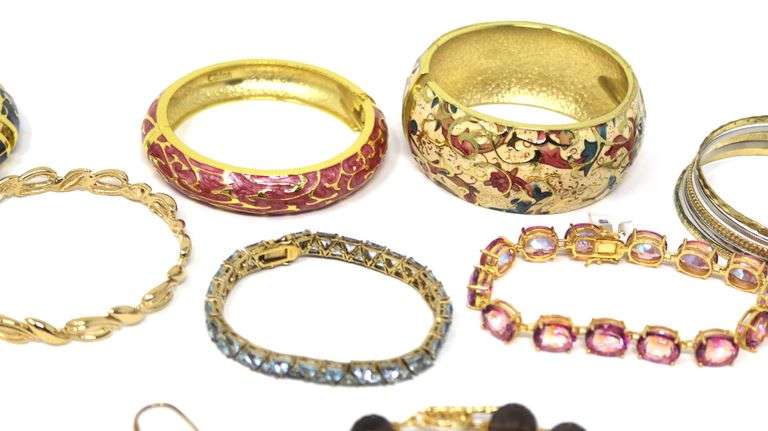 Big group lot of Costume jewelry