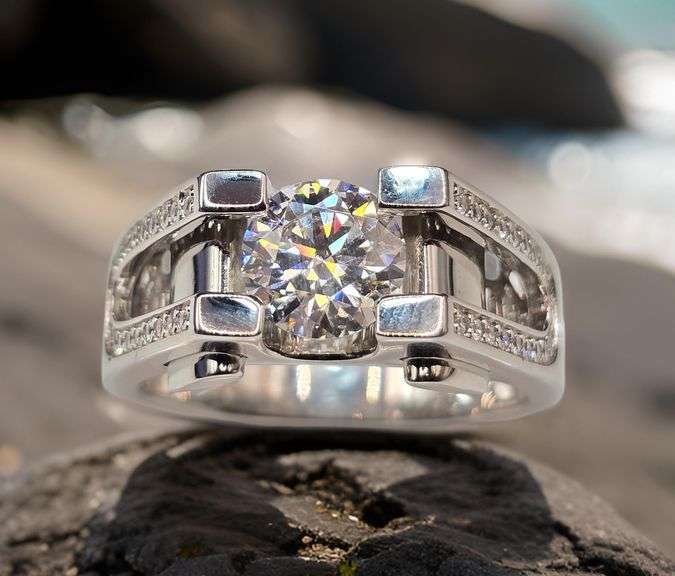 Men's Dynamic 18 Kt White Gold Plate 2 Ct VVs1 Lab Simulated Diamond Ring