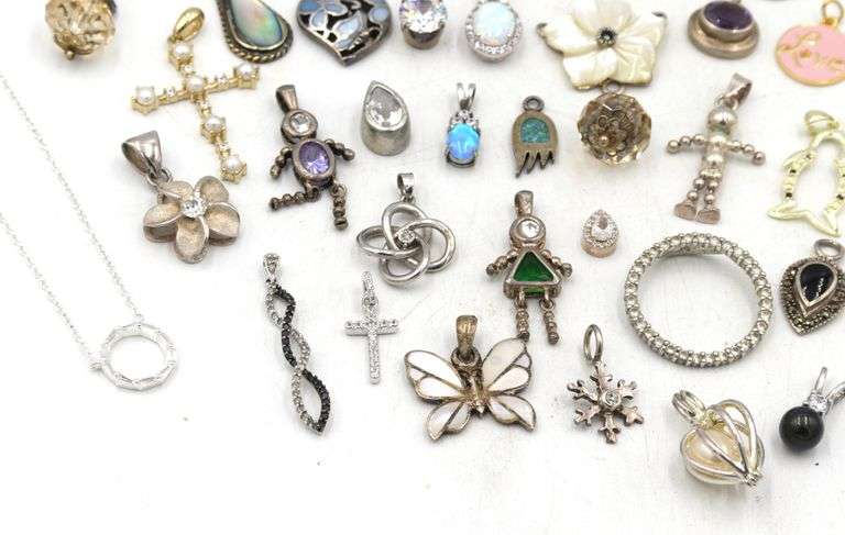 Group lot of Vintage 925 sterling silver pendants