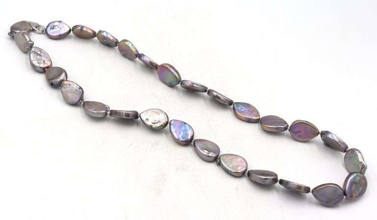 Group lot of pearl fashion jewelry