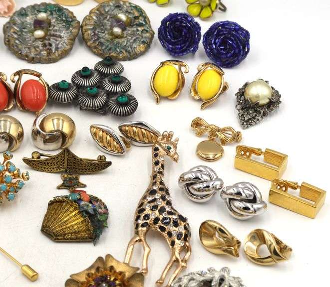 Big group lot of costume jewelry