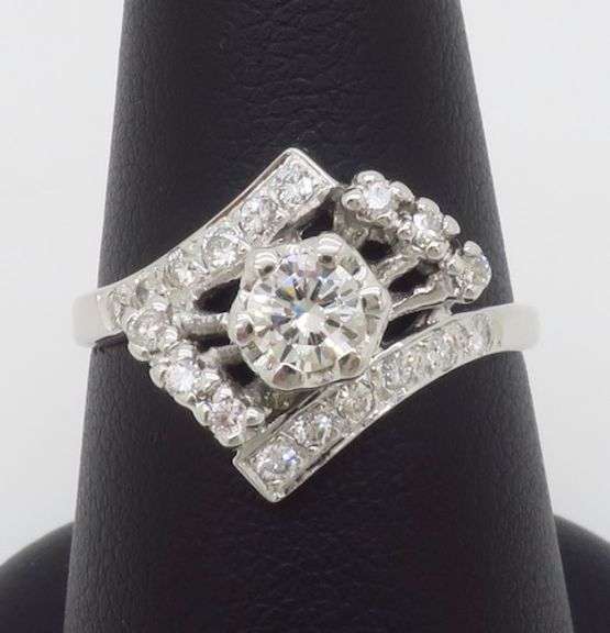 Vintage Bypass Diamond Ring made in 14k White Gold