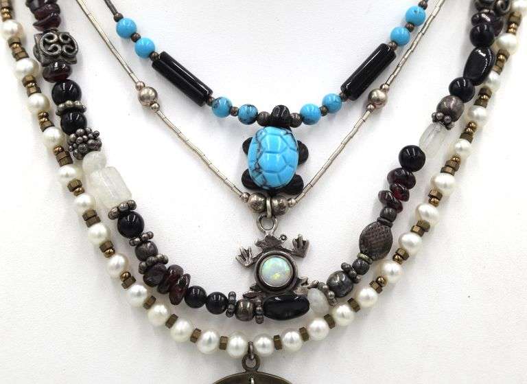 Group lot of 4 Vintage 925 sterling silver necklaces
