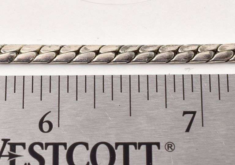 Chain Link Bracelet in Sterling Silver