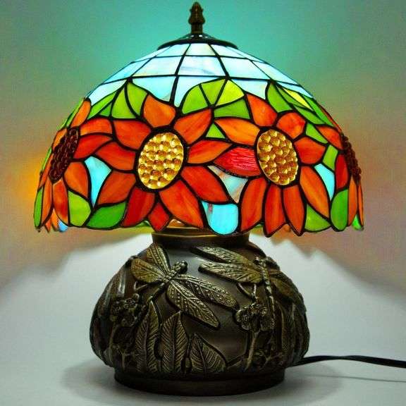 Tiffany Style Vintage Stained Glass Lamp