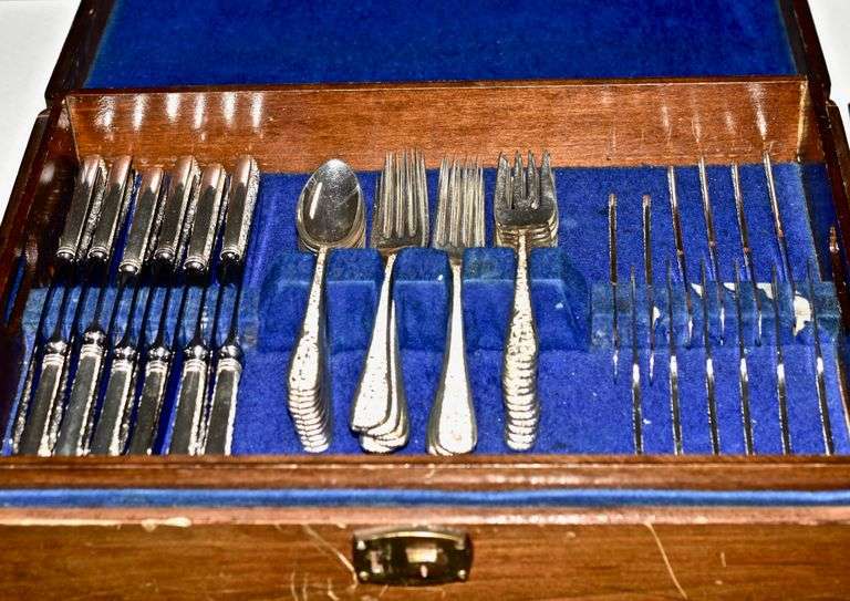 Extensive Service for 12 Stieff Corsage Sterling
