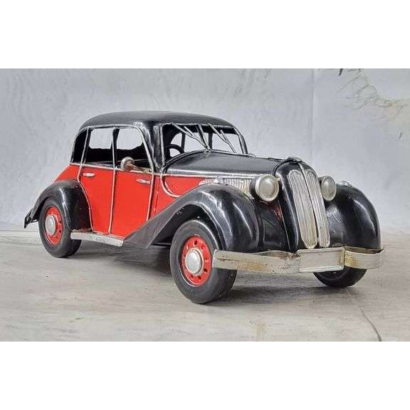Handcrafted 1941 Retro BMW 327 Coupe Metal Art