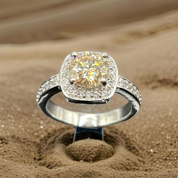 Dazzling 14 K White Gold Plate 3.05 Ct Yellow Fire Moissanite Ring