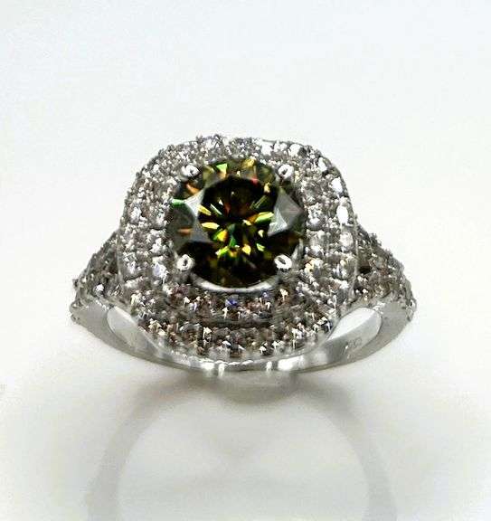 Dynamic 3.17 Ct VVs1 Golden Amber Green Lab Diamond Ring
