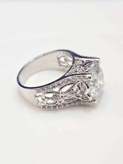 Huge Rare 6.25 Ct VVs1 Sparkling White E-F Fire Moissanite Ring