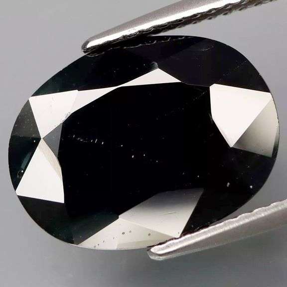 Impressive 7.96ct HEATED ONLY midnight blue Sapphire