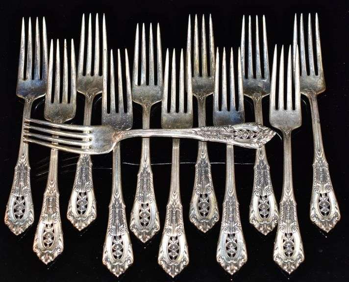 Classic Wallace Rose Point Sterling Flatware Service for 12