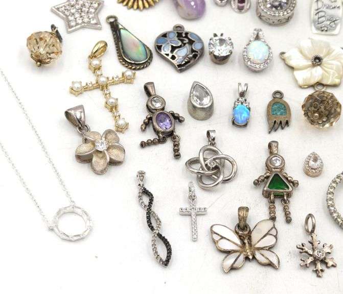 Group lot of Vintage 925 sterling silver pendants