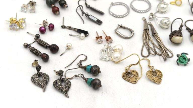 Group lot of Vintage 925 sterling silver earrings
