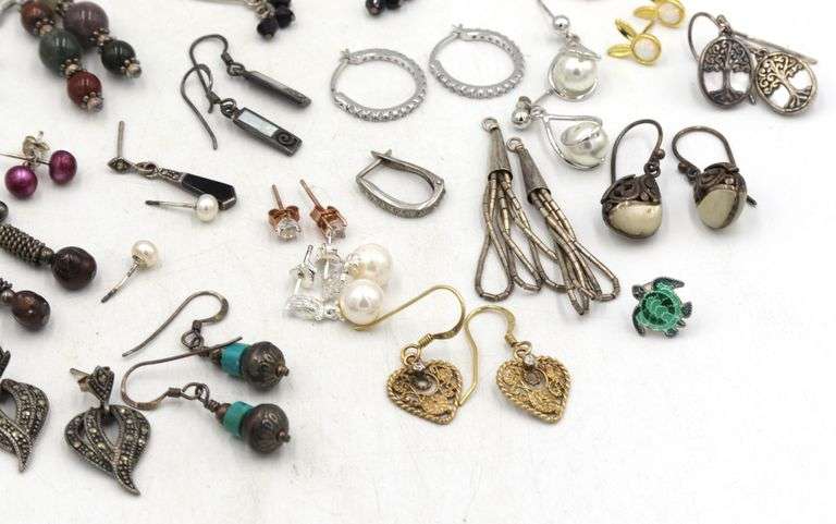 Group lot of Vintage 925 sterling silver earrings