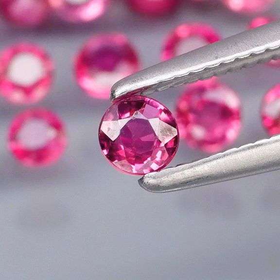Heavy! 4.78ct violet red UNHEATED Sapphire set