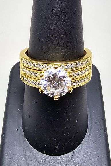 Dazzling 2 Ct Lab Simulated Diamond 14 Kt Yellow Gold 3 Band Stackable Ring Set