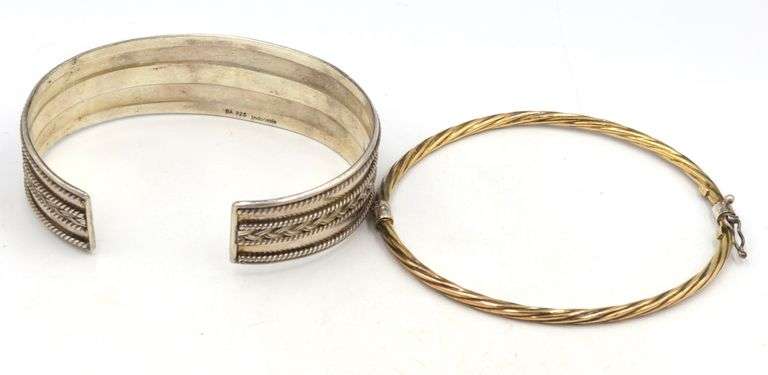 Group lot of Vintage 925 sterling silver bangles