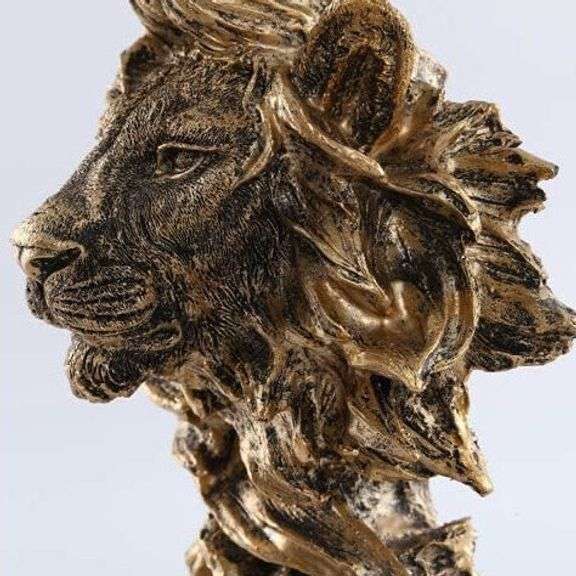 The King Golden Lion Head Statue