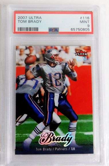 Tom Brady2007 Graded Football Card, Mint 9