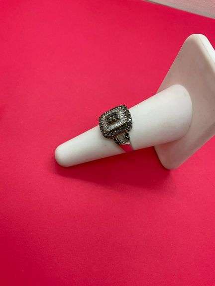 CERTIFIED BRAND NEW 14K WHITE GOLD DIAMOND RING
