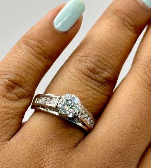 14K White Gold Diamond Cluster Engagement Ring