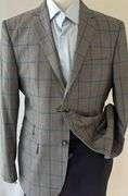 Handsome 2 Button Fitted Style Sport Coat, Made in Italy