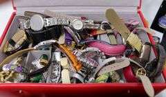 Big group lot of mixed watches