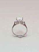 Ladies Sparkling 2 Ct VVs1 White E-F Simulated Lab Diamond Ring