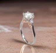 Ladies Sparkling 2 Ct VVs1 White E-F Simulated Lab Diamond Ring