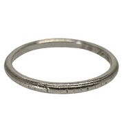 Platinum (950) - Old - Vintage - Engraved Ring Band, 2.8 Grams, Size 7