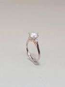 Ladies Sparkling 2 Ct VVs1 White E-F Simulated Lab Diamond Ring