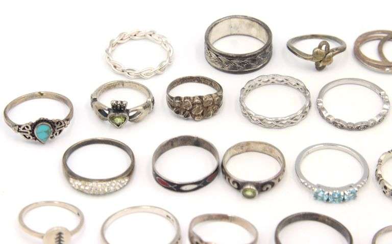 Group lot of Vintage 925 sterling silver rings