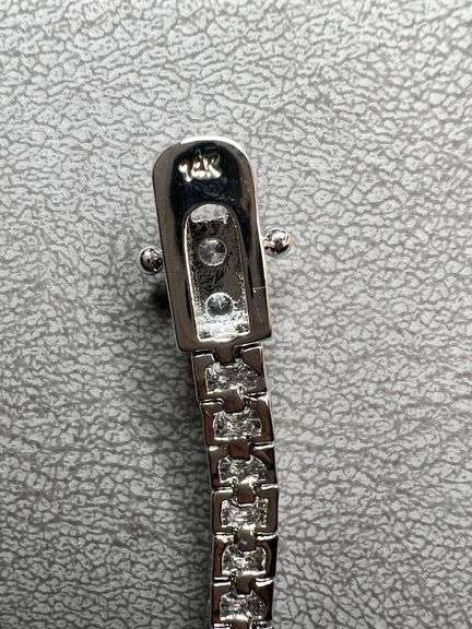 14 Kt White Gold Plated 14.5 Ctw Lab Simulated Diamond Tennis Bracelet