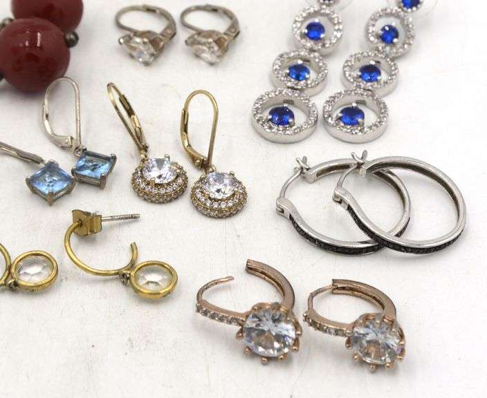 Group lot of Vintage 925 sterling silver earrings