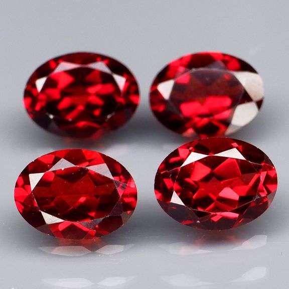 Top color!! 5.99ct 4pc. Mozambique Garnet set